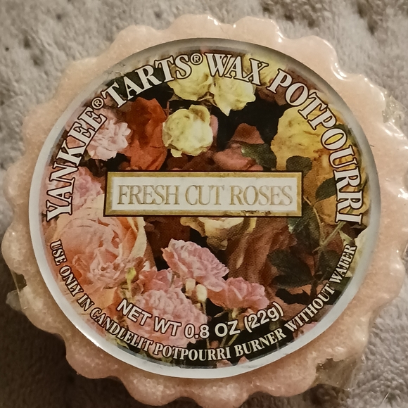 Yankee Candle Wax Melts (9) - Picture 7 of 9